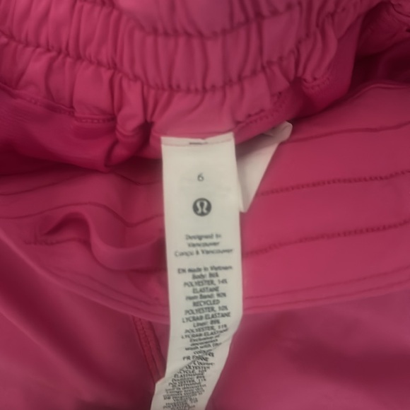 Lulu lemon shorts - Picture 2 of 3